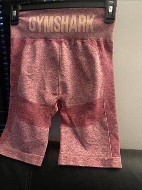 Gymshark Women’s Flex Cycling Seamless Heathered Rose Biker Shorts M/L NWOT